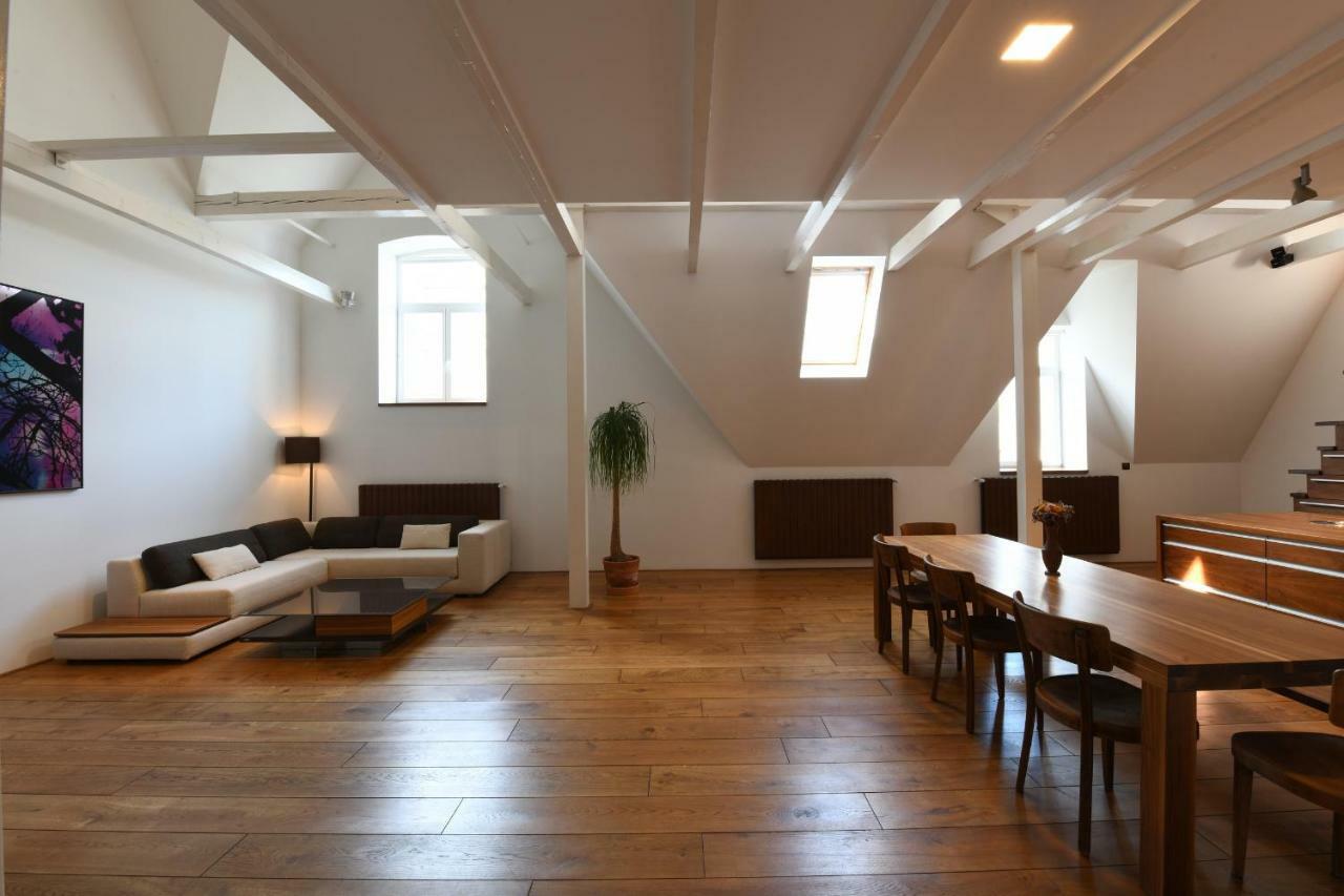 Апартаменты Loft Прага Экстерьер фото